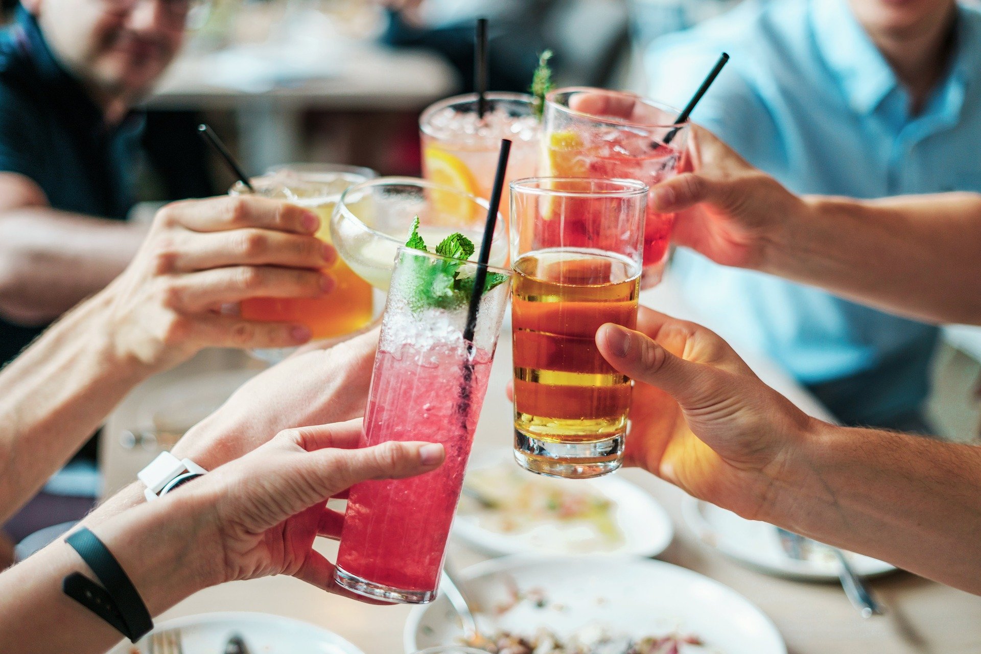 alcoholic drinks, cocktails, mocktails