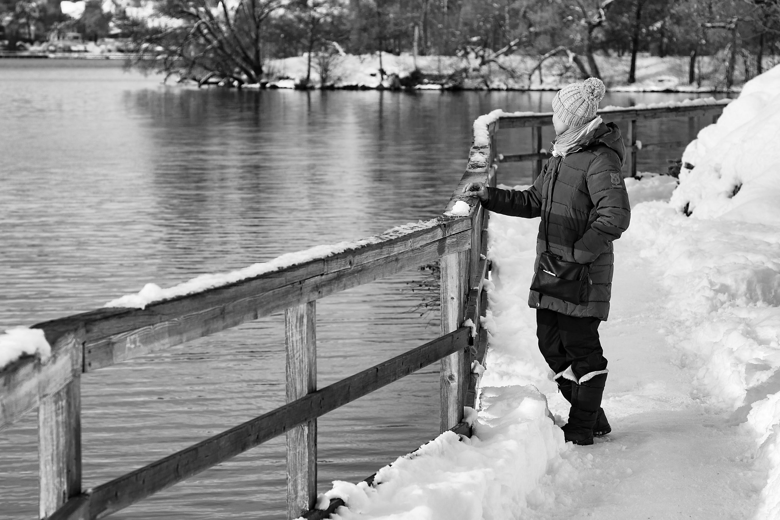 Shedding Light on Seasonal Affective Disorder: Navigating the Winter Blues with InsideOut